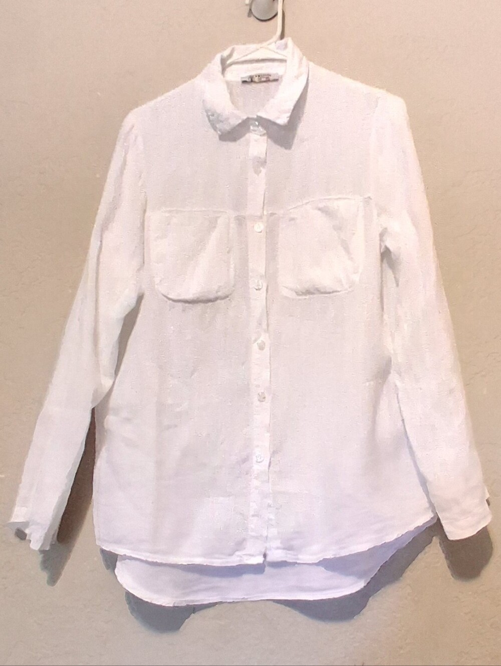 Femme Fatale Made In Italt White Shirt Women SzS/P Long Sleeve Button Up Coastal